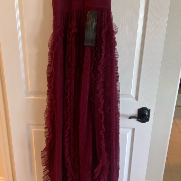 Evening gown by BCBG - Picture 6 of 7